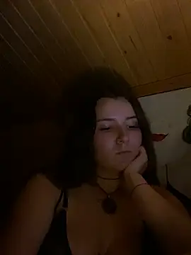 mewKate online show from July 25, 6:59 pm