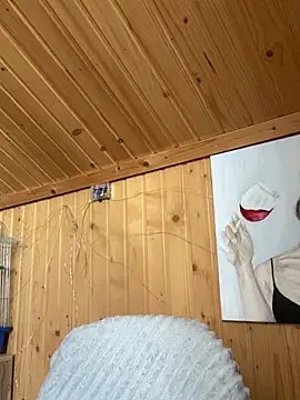 mewKate online show from June 25, 4:30 pm
