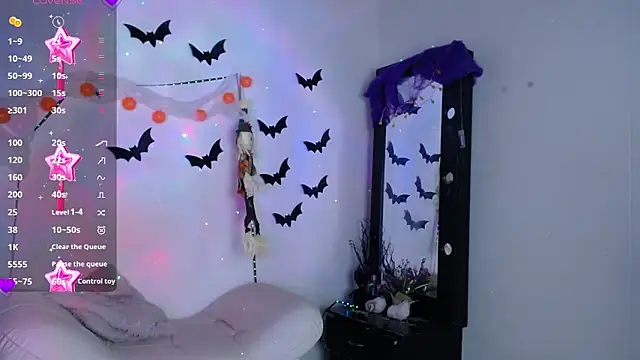 Yorkeidys1 online show from October 31, 4:03 am