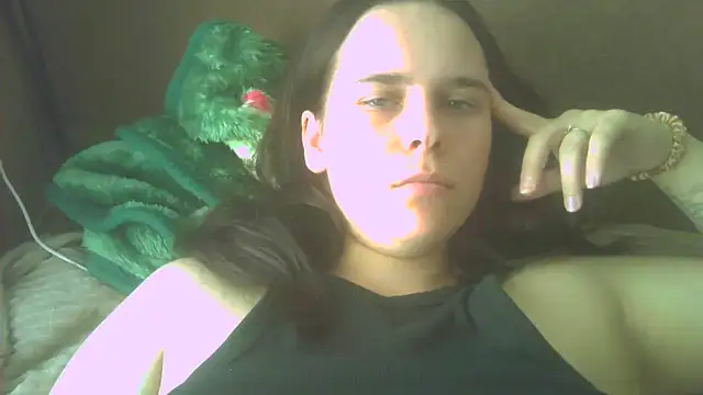 mini girly online show from May 19, 11:17 am