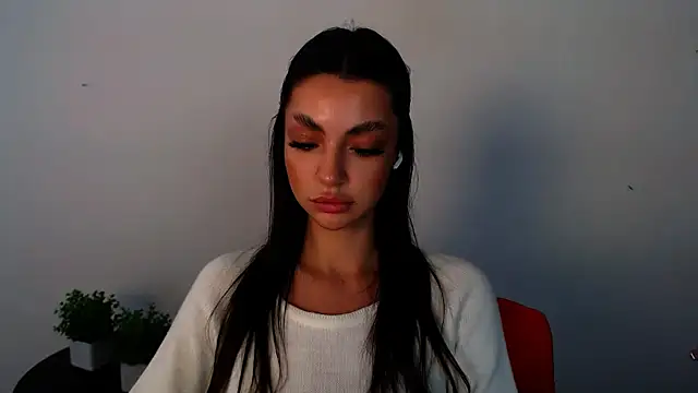 Lexi Jous online show from June 19, 2:42 pm