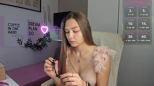 SofiaLolipop online show from December 16, 7:47 am