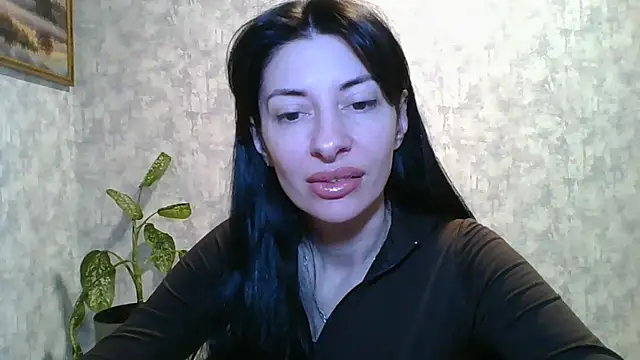 LissaBlossom online show from May 1, 5:43 am