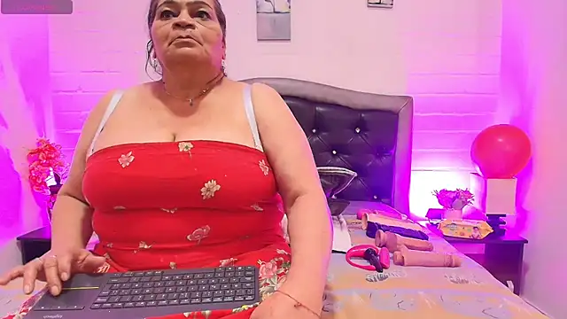 QueenMatturex online show from July 1, 7:46 pm