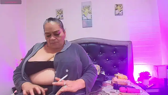 QueenMatturex online show from July 31, 2:45 am
