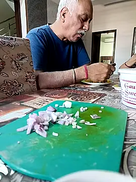 Rajasthani-boy online show from March 8, 2:37 am