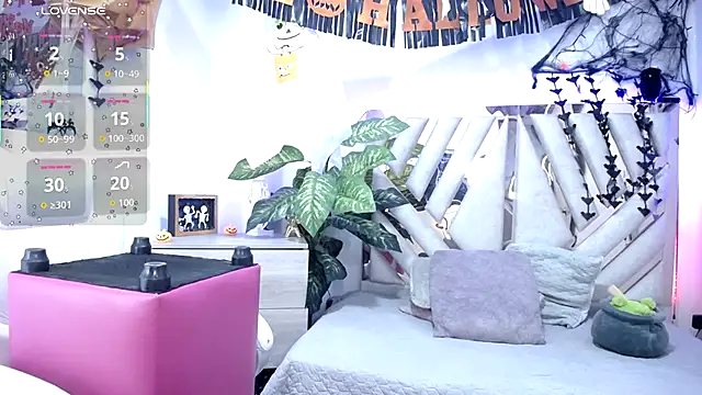 NyxAndria 1 online show from November 13, 9:25 pm