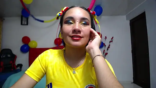 Maylin horny19 online show from June 18, 4:36 am