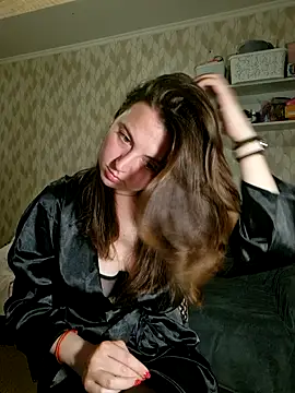 Melenka online show from May 6, 10:14 pm