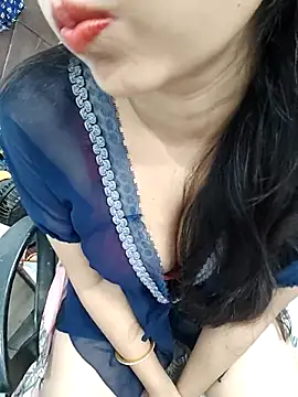 Snapshot of sexxy_shruti chatting on October 8, 9:52 pm sexxy shruti online show from October 8, 9:52 pm