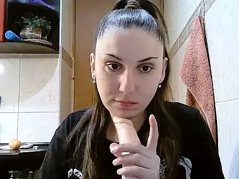 Yuliia30 online show from February 20, 4:30 pm