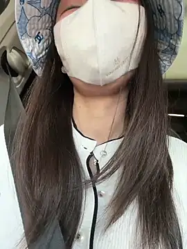 nainai2002 online show from December 5, 6:13 am