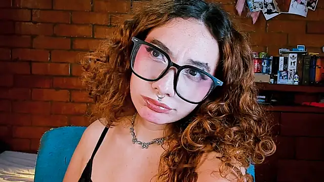 Annycolin  online show from April 30, 10:36 pm