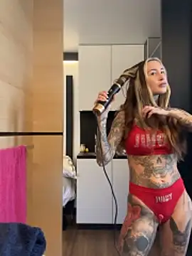 Black sweet Rose online show from March 3, 11:38 am