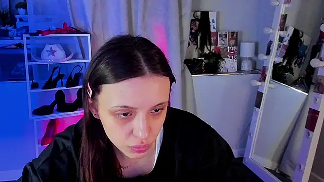 Sahara Shields online show from March 13, 9:10 am