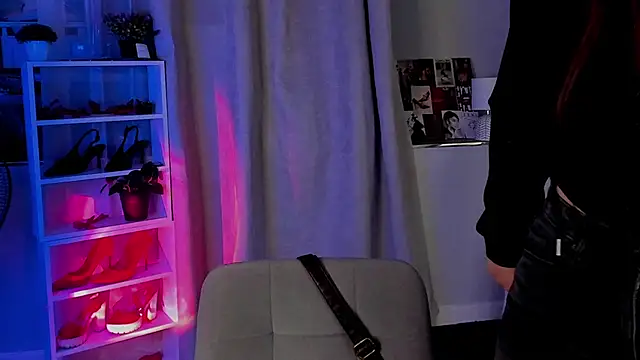 Sahara Shields online show from November 4, 10:42 am