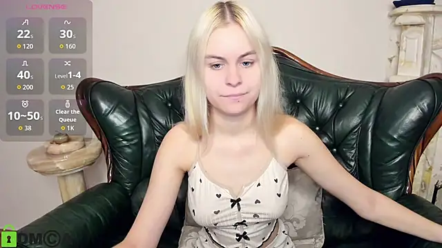 HillEva online show from November 4, 8:19 am