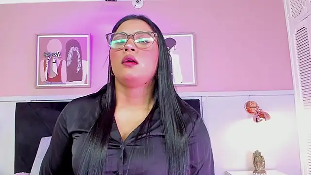 Snapshot of janna_lopez_ chatting on October 8, 3:33 am janna lopez online show from October 8, 3:33 am