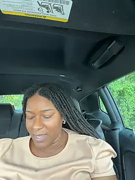 GoddessP online show from August 3, 5:18 pm