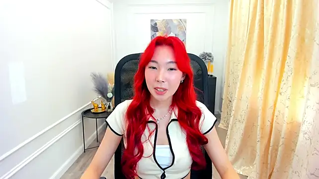 AnnaReyla online show from June 13, 11:18 am