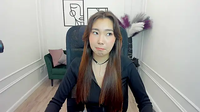 AnnaReyla online show from November 7, 7:19 pm