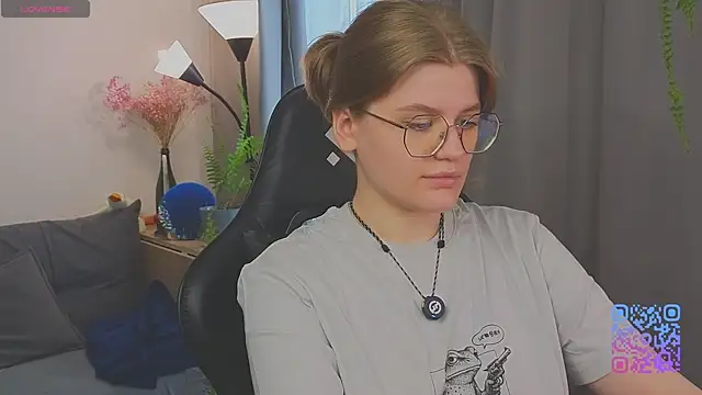  JessieVibes online show from July 4, 2:02 pm
