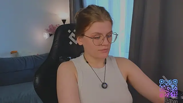  JessieVibes online show from June 16, 2:18 pm