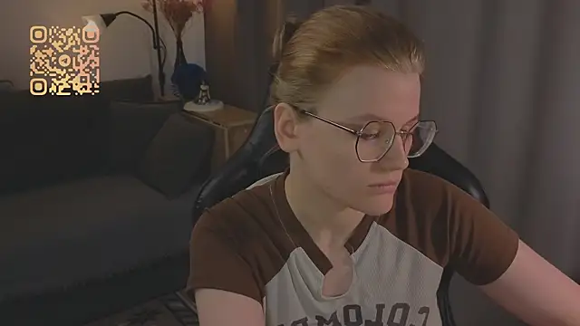  JessieVibes online show from July 26, 2:36 pm
