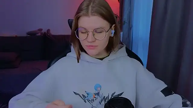  JessieVibes online show from February 18, 2:27 pm