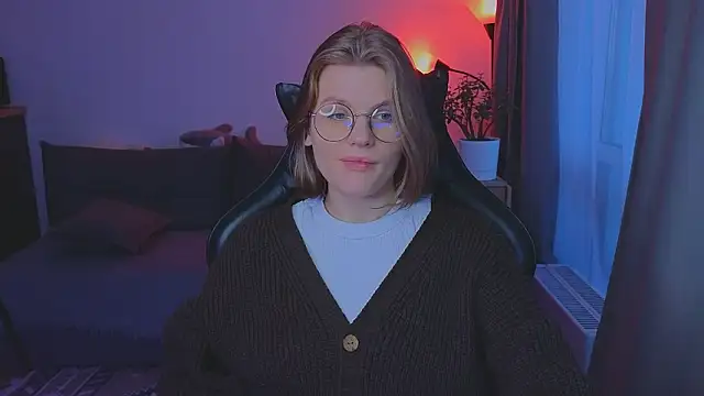  JessieVibes online show from February 17, 2:16 pm