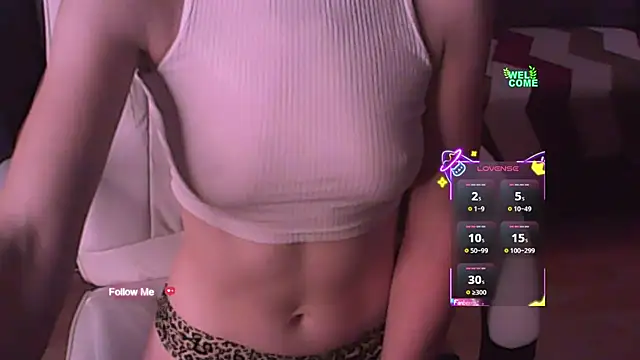 Snapshot of ur_sweet_berry chatting on September 11, 3:29 am ur sweet berry online show from September 11, 3:29 am