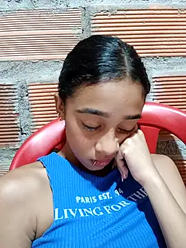 Zoe Sweett18 online show from September 26, 7:00 pm