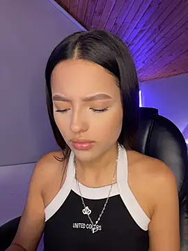 Sofia18 pinkk online show from July 24, 2:09 am