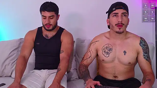 dylanspencer28 online show from June 25, 5:14 pm