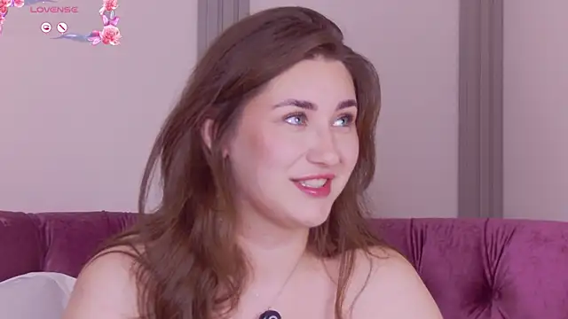 KiraBarlows online show from July 15, 8:35 pm