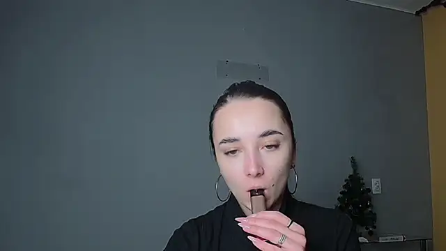 Eva Gloryy online show from January 13, 4:00 pm