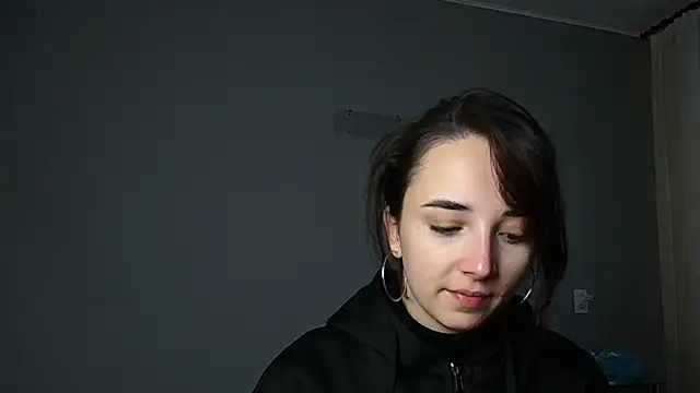 Eva Gloryy online show from November 22, 10:18 am