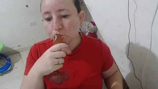 Yohis Kiut25 online show from December 2, 1:18 am