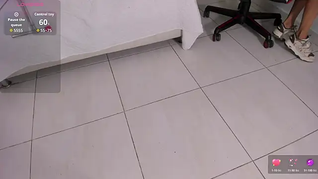 DalayMoore online show from July 2, 8:26 pm