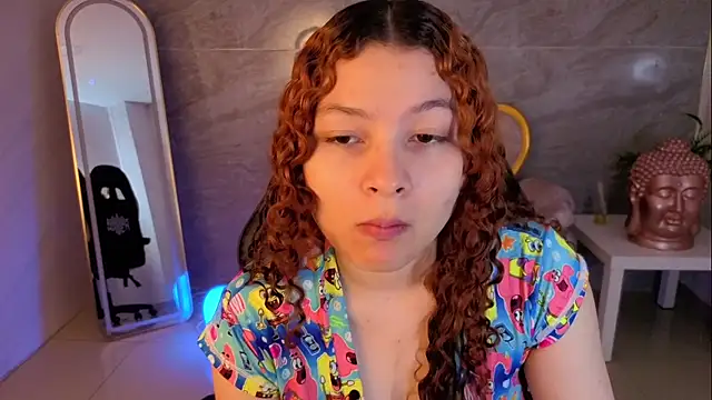 shalon diaz s online show from July 30, 3:29 am