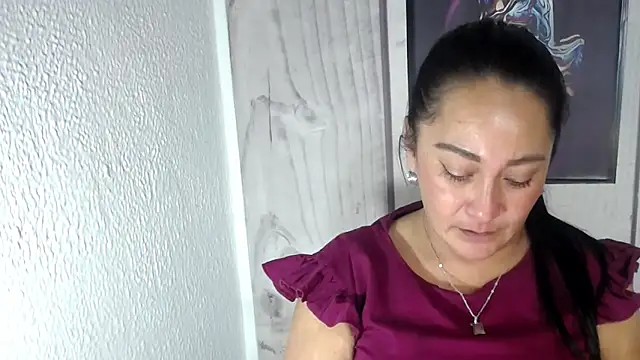 JULIANAWET69 online show from March 12, 1:52 am