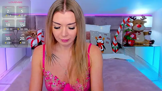 SusanBlair online show from December 1, 1:36 pm