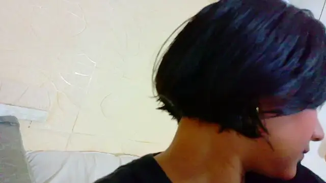 tinyy whore18 online show from May 2, 6:49 am