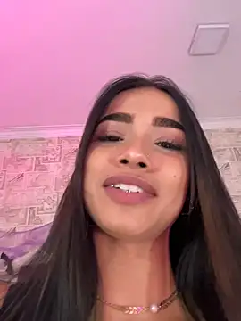 Bella Smiith  online show from October 24, 1:40 pm