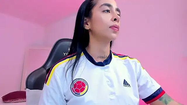 sophierooy22 online show from June 18, 5:09 am