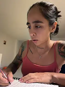 sophierooy22 online show from June 23, 4:10 am