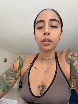 sophierooy22 online show from July 8, 4:20 pm