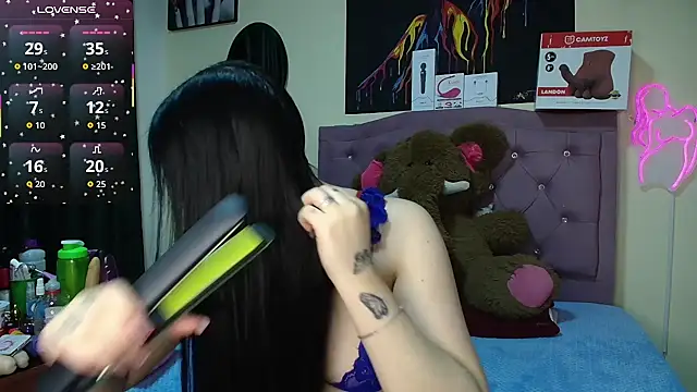Emmie Hot online show from July 7, 11:57 am