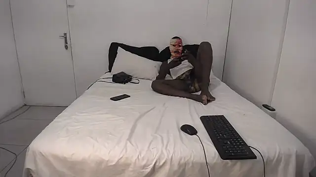 CRAZYCOUPLEXXX2020 online show from December 5, 7:48 pm