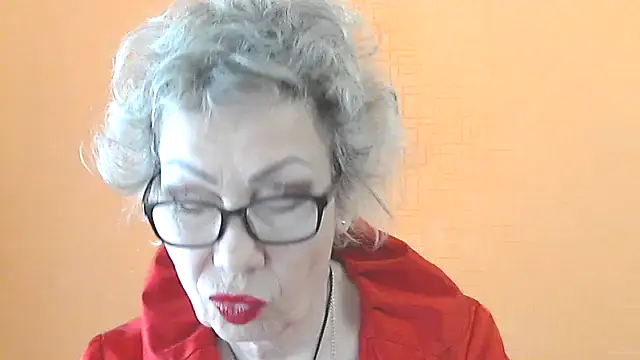 NessyJenixs online show from April 29, 6:27 am